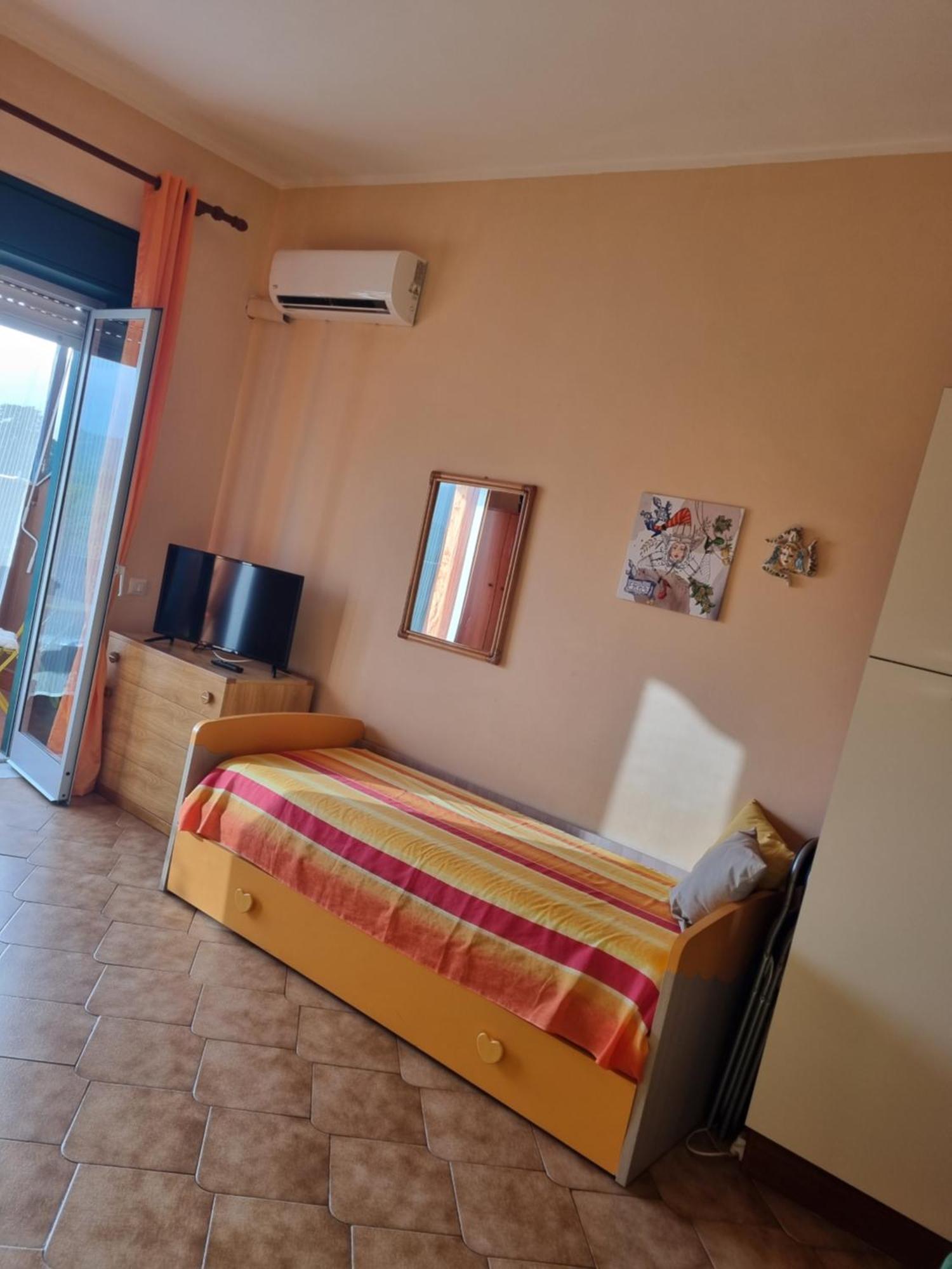 Appartamento Les Roches Noires Giardini Naxos Ngoại thất bức ảnh